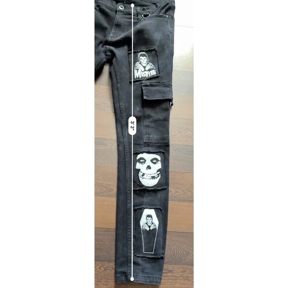 NEW Hot Topic Misfits x Social Collision Jeans - 34x32- Black Patch Grunge Punk - Picture 14 of 16